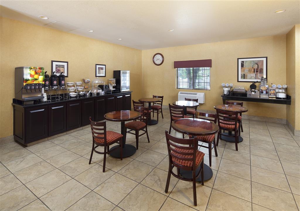 Red Lion Inn & Suites Eugene Restaurante foto